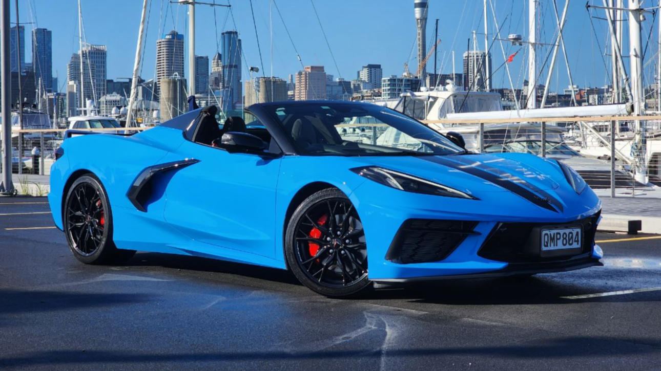 CORVETTE C8 2024